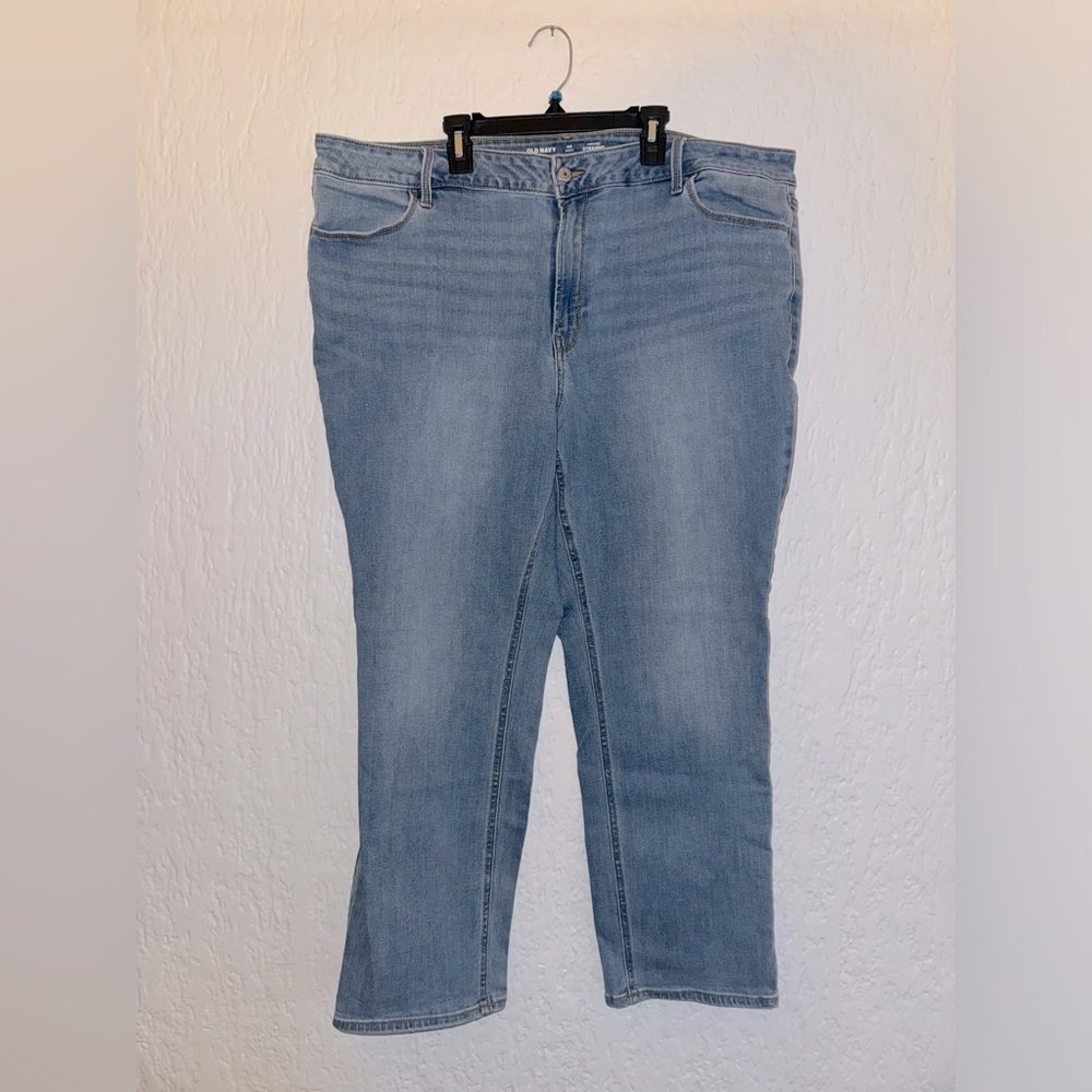 Old Navy high-rise straight 22 short jeans
